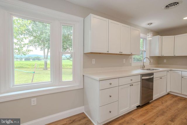 220 HARTZELL DRIVE, Fayetteville, PA 17222