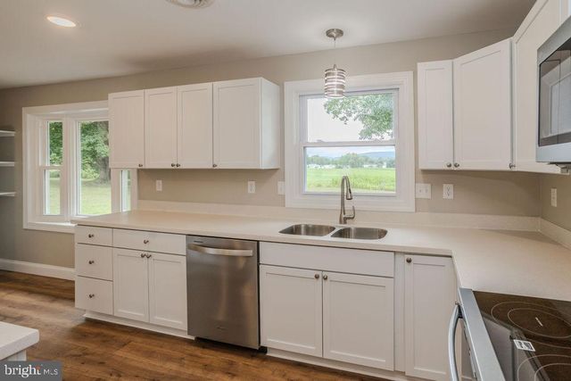 220 HARTZELL DRIVE, Fayetteville, PA 17222