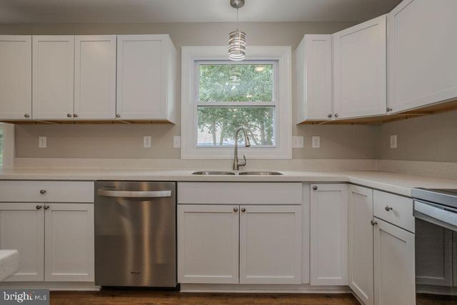 220 HARTZELL DRIVE, Fayetteville, PA 17222