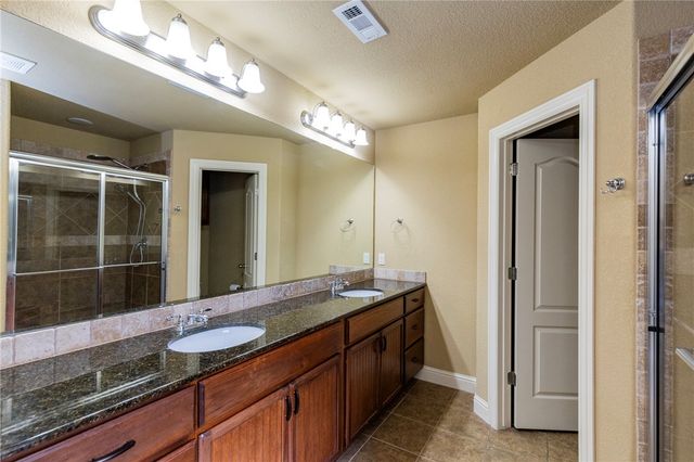 4600 SW Skyline Street, Bentonville, AR 72713