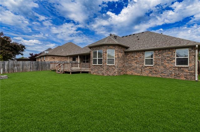 4600 SW Skyline Street, Bentonville, AR 72713
