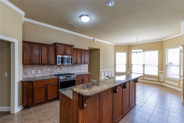 4600 SW Skyline Street, Bentonville, AR 72713