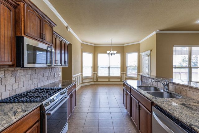 4600 SW Skyline Street, Bentonville, AR 72713