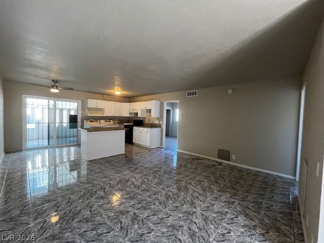 2909 Elm Avenue 2, Las Vegas, NV 89101