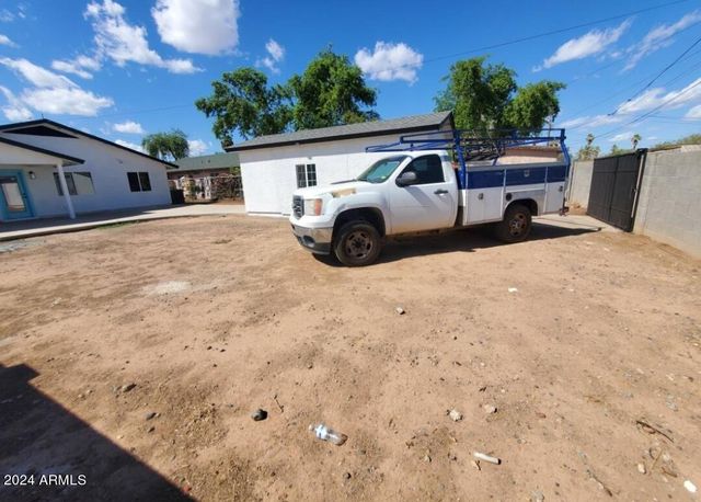 2002 W ADAMS Street, Phoenix, AZ 85009