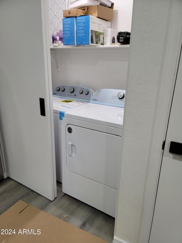 2002 W ADAMS Street, Phoenix, AZ 85009