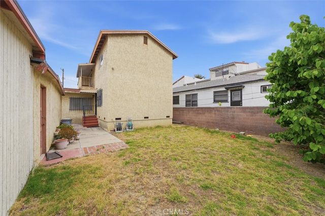 3755 S Bentley, Los Angeles, CA 90034