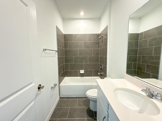 1327 NORMANDY DR, Haines City, FL 33844