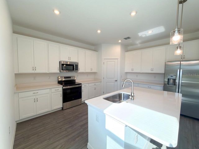 1327 NORMANDY DR, Haines City, FL 33844