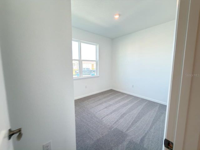 1327 NORMANDY DR, Haines City, FL 33844