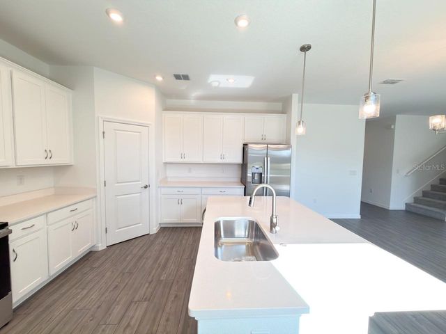 1327 NORMANDY DR, Haines City, FL 33844