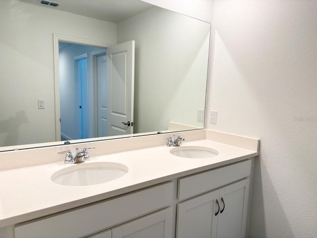 1327 NORMANDY DR, Haines City, FL 33844