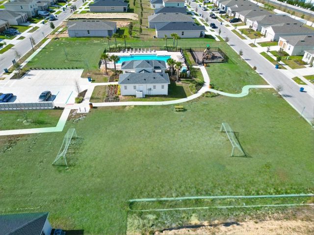 1327 NORMANDY DR, Haines City, FL 33844