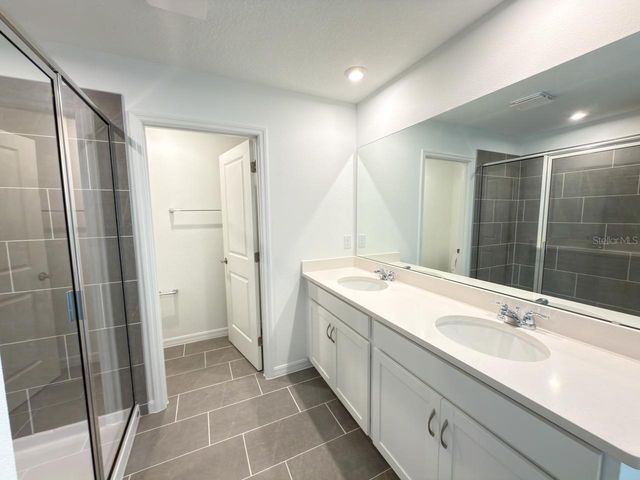 1327 NORMANDY DR, Haines City, FL 33844