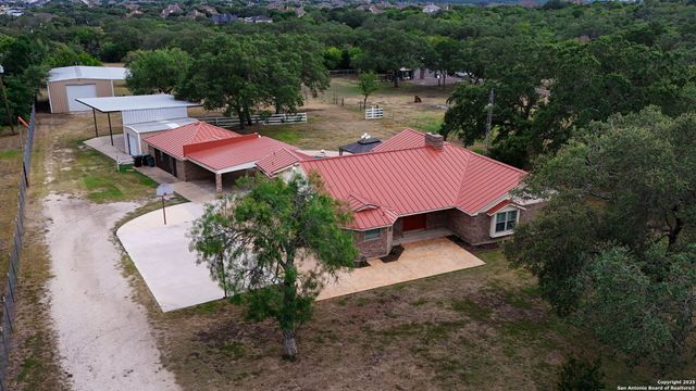 873 County Road 375, San Antonio, TX 78253