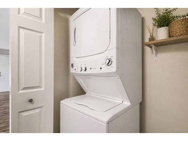 381 S Ames St F-208, Lakewood, CO 80226