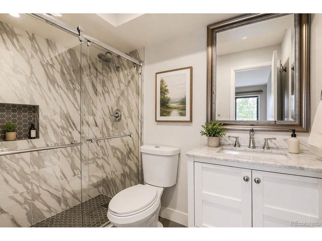 381 S Ames St F-208, Lakewood, CO 80226