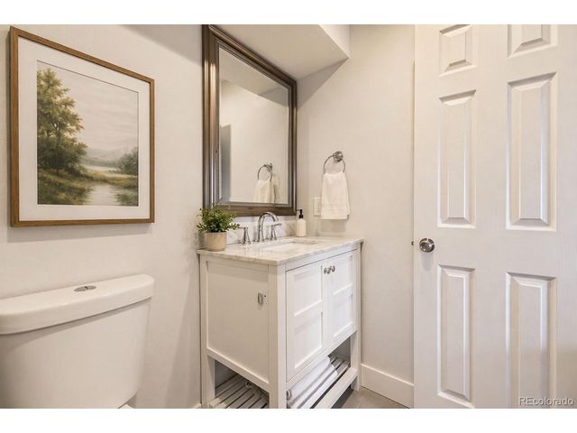 381 S Ames St F-208, Lakewood, CO 80226