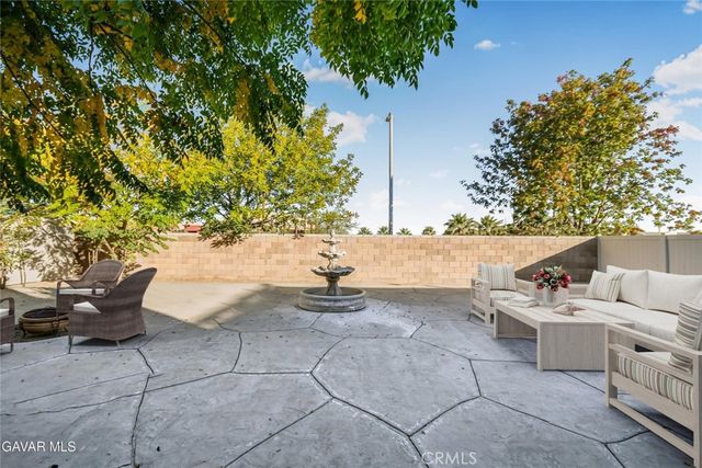 2215 Cork Oak, Palmdale, CA 93551