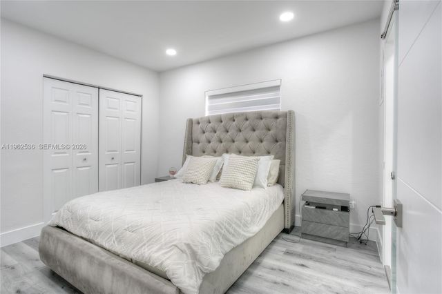 1445 NE 181st St 1415, North Miami Beach, FL 33162