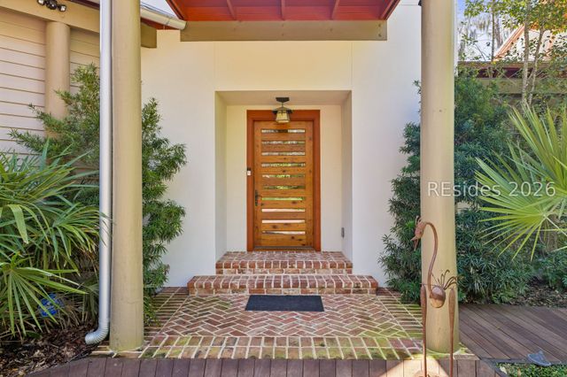 9 Rice Gate Cir, Okatie, SC 29909