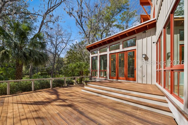 9 Rice Gate Cir, Okatie, SC 29909