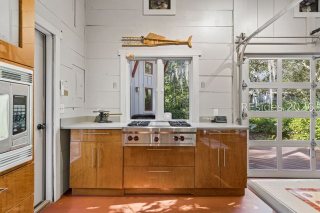 9 Rice Gate Cir, Okatie, SC 29909