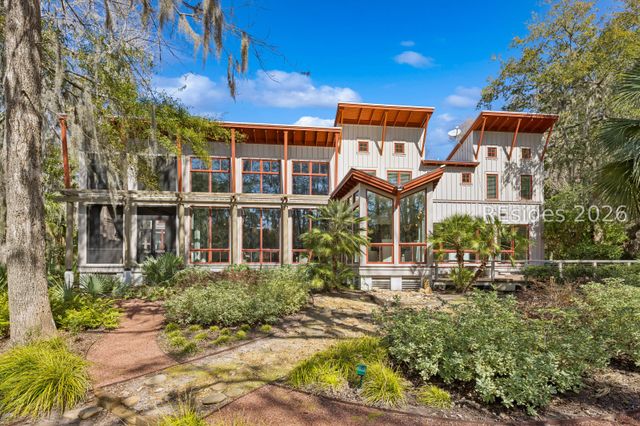 9 Rice Gate Cir, Okatie, SC 29909