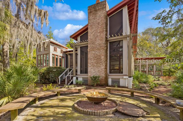 9 Rice Gate Cir, Okatie, SC 29909