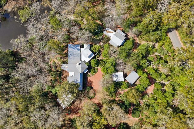 9 Rice Gate Cir, Okatie, SC 29909