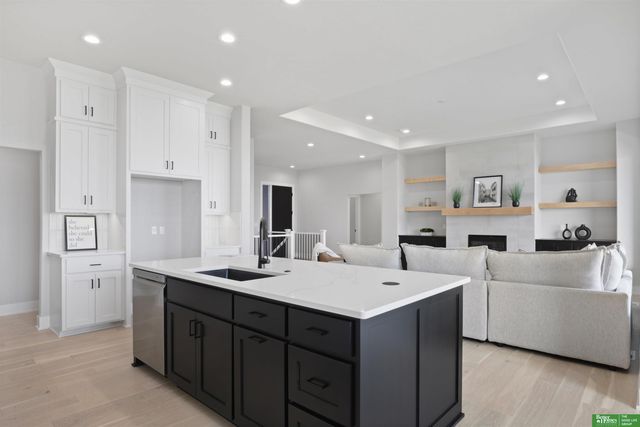 5915 N 197th Street, Elkhorn, NE 68022