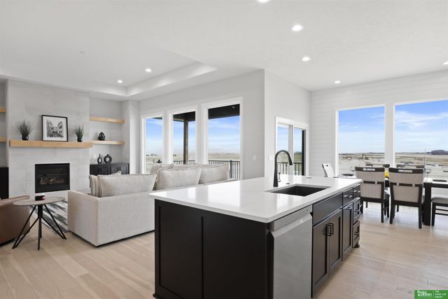 5915 N 197th Street, Elkhorn, NE 68022