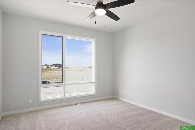 5915 N 197th Street, Elkhorn, NE 68022