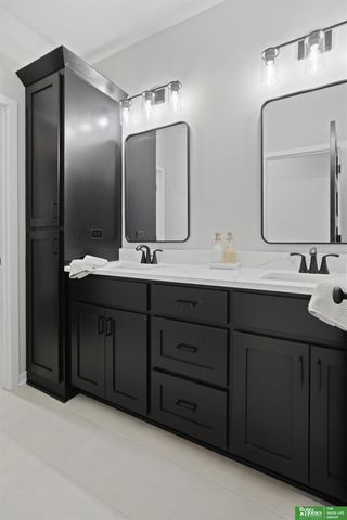 5915 N 197th Street, Elkhorn, NE 68022