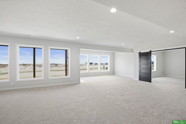 5915 N 197th Street, Elkhorn, NE 68022