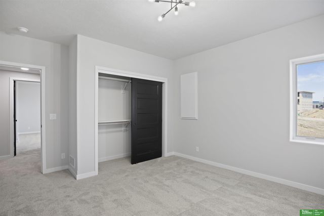 5915 N 197th Street, Elkhorn, NE 68022