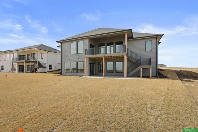 5915 N 197th Street, Elkhorn, NE 68022