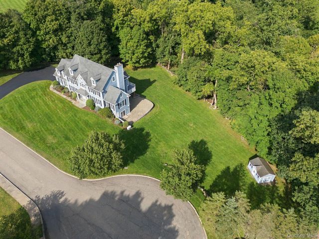 136 Dorchester Drive, Yorktown Heights, NY 10598