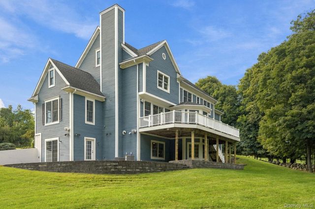 136 Dorchester Drive, Yorktown Heights, NY 10598