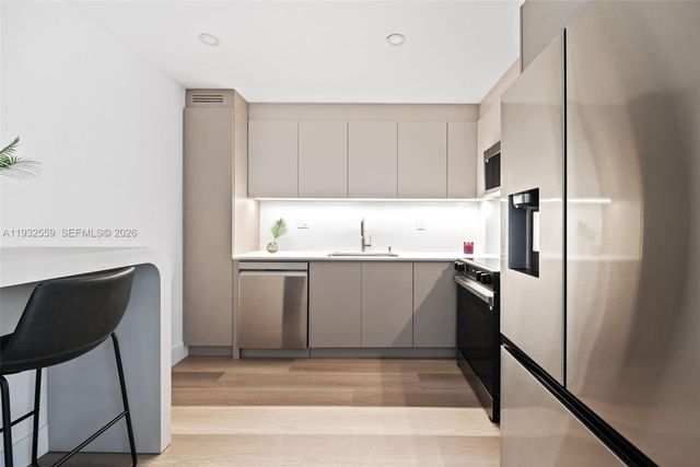 18151 NE 31st Ct 1714, Aventura, FL 33160