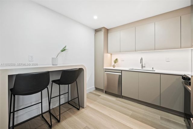 18151 NE 31st Ct 1714, Aventura, FL 33160