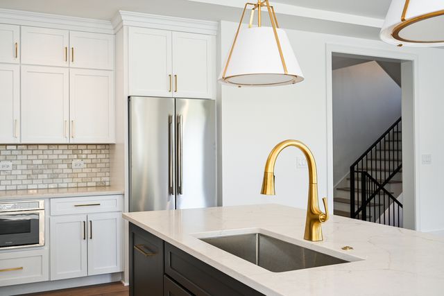 62 Miller Road, Lake Zurich, IL 60047