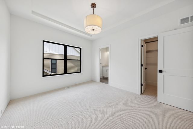 62 Miller Road, Lake Zurich, IL 60047