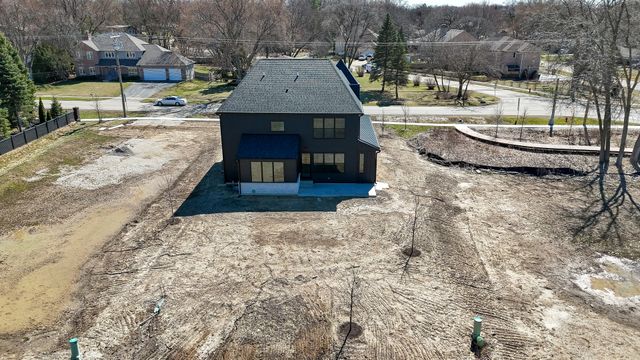 62 Miller Road, Lake Zurich, IL 60047