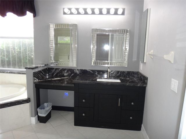 9460 PORTSIDE TERRACE, Bradenton, FL 34212