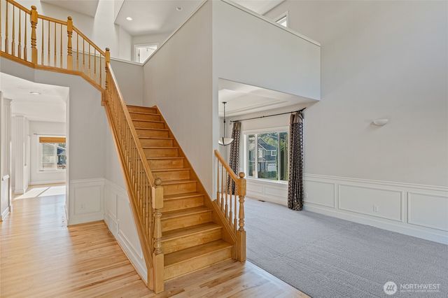 11633 SE 76th Court, Newcastle, WA 98056