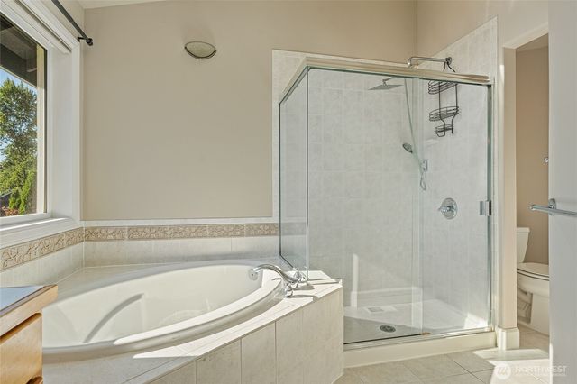 11633 SE 76th Court, Newcastle, WA 98056