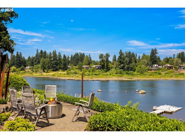 4115 CALAROGA Ct, West Linn, OR 97068