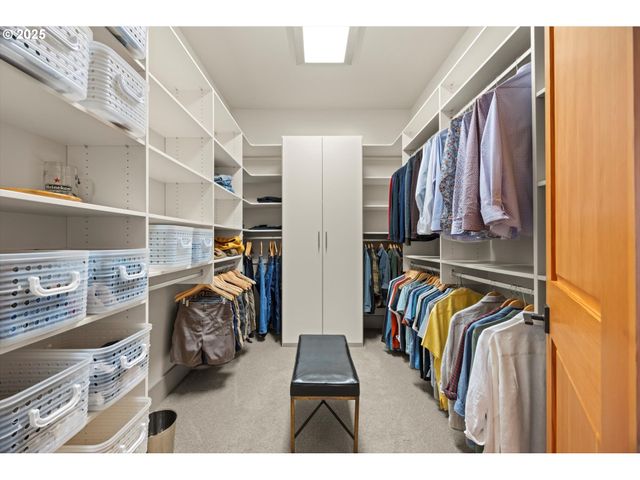 4115 CALAROGA Ct, West Linn, OR 97068