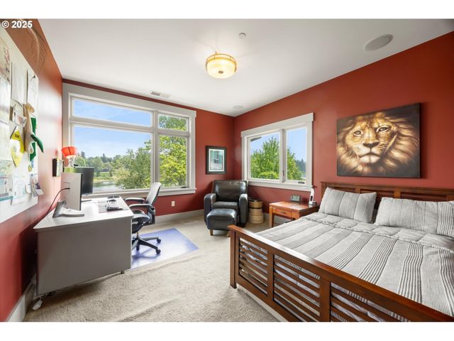 4115 CALAROGA Ct, West Linn, OR 97068